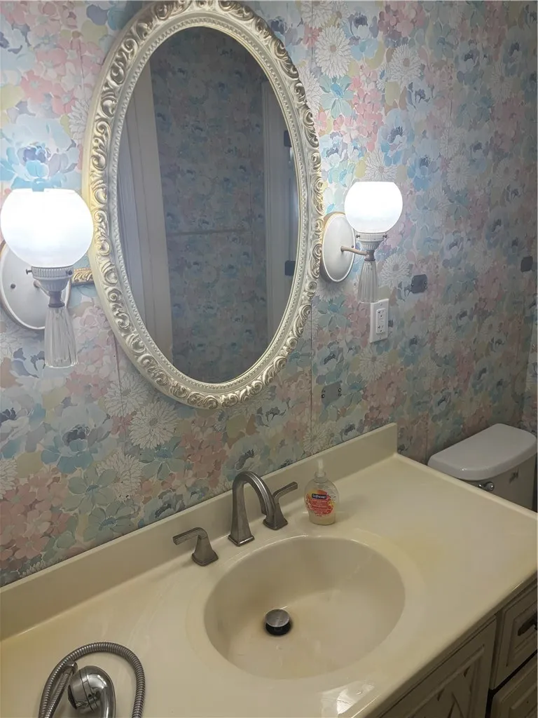 113 River Street, Hornell, New York 14843, Hornell, New York 14843, 2 Bedroom Bedrooms, 6 Room Rooms,1 BathroomBathrooms,Residential,For Sale,113 River Street, Hornell, New York 14843,0,R1724651
