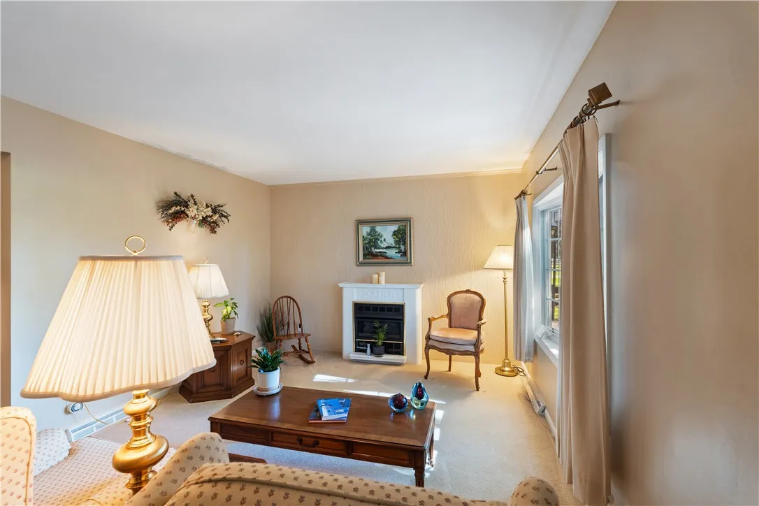 108 Country Lane, Penfield, New York 14526, Penfield, New York 14526, 4 Bedroom Bedrooms, 8 Room Rooms,1 BathroomBathrooms,Residential,For Sale,108 Country Lane, Penfield, New York 14526,0,R1724682