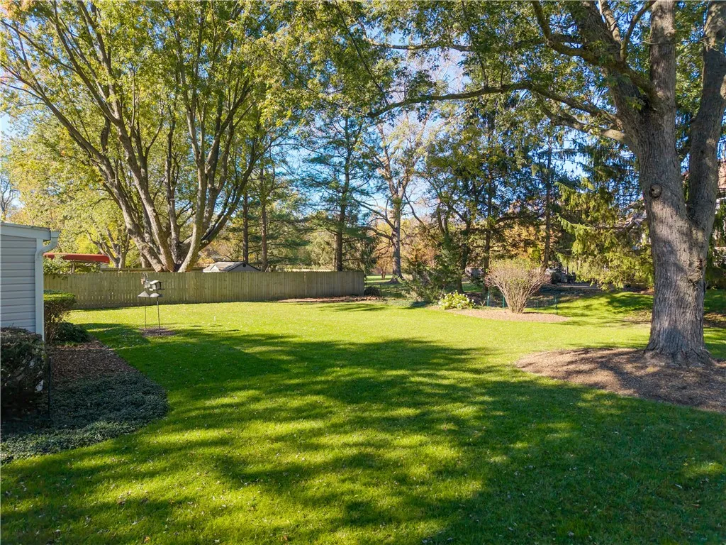 108 Country Lane, Penfield, New York 14526, Penfield, New York 14526, 4 Bedroom Bedrooms, 8 Room Rooms,1 BathroomBathrooms,Residential,For Sale,108 Country Lane, Penfield, New York 14526,0,R1724682