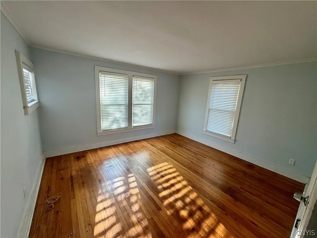 142 Washington Street B, Manlius, New York 13104, Manlius, New York 13104, 2 Bedroom Bedrooms, 6 Room Rooms,1 BathroomBathrooms,Residential Lease,For Rent,142 Washington Street B, Manlius, New York 13104,0,S1725164