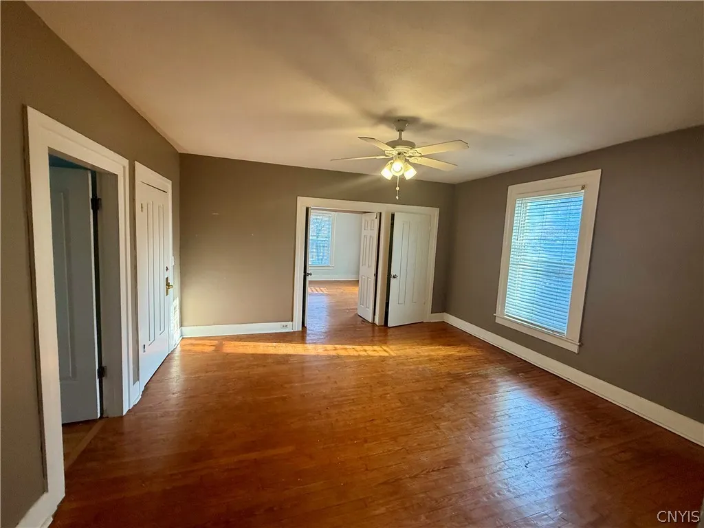 142 Washington Street B, Manlius, New York 13104, Manlius, New York 13104, 2 Bedroom Bedrooms, 6 Room Rooms,1 BathroomBathrooms,Residential Lease,For Rent,142 Washington Street B, Manlius, New York 13104,0,S1725164