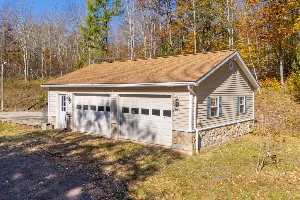 379 Tanzer Lane, Middletown, New York 12455, Middletown, New York 12455, 6 Bedroom Bedrooms, 15 Room Rooms,3 BathroomBathrooms,Residential,For Sale,379 Tanzer Lane, Middletown, New York 12455,0,R1724894