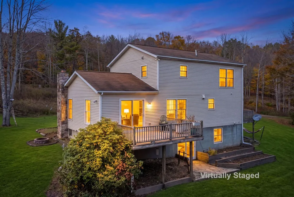379 Tanzer Lane, Middletown, New York 12455, Middletown, New York 12455, 6 Bedroom Bedrooms, 15 Room Rooms,3 BathroomBathrooms,Residential,For Sale,379 Tanzer Lane, Middletown, New York 12455,0,R1724894