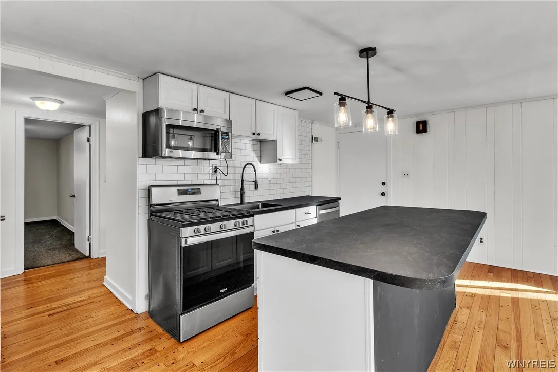 4125 Connection Drive, Clarence, New York 14221, Clarence, New York 14221, 5 Bedroom Bedrooms, ,2 BathroomBathrooms,Residential,For Sale,4125 Connection Drive, Clarence, New York 14221,0,B1723745