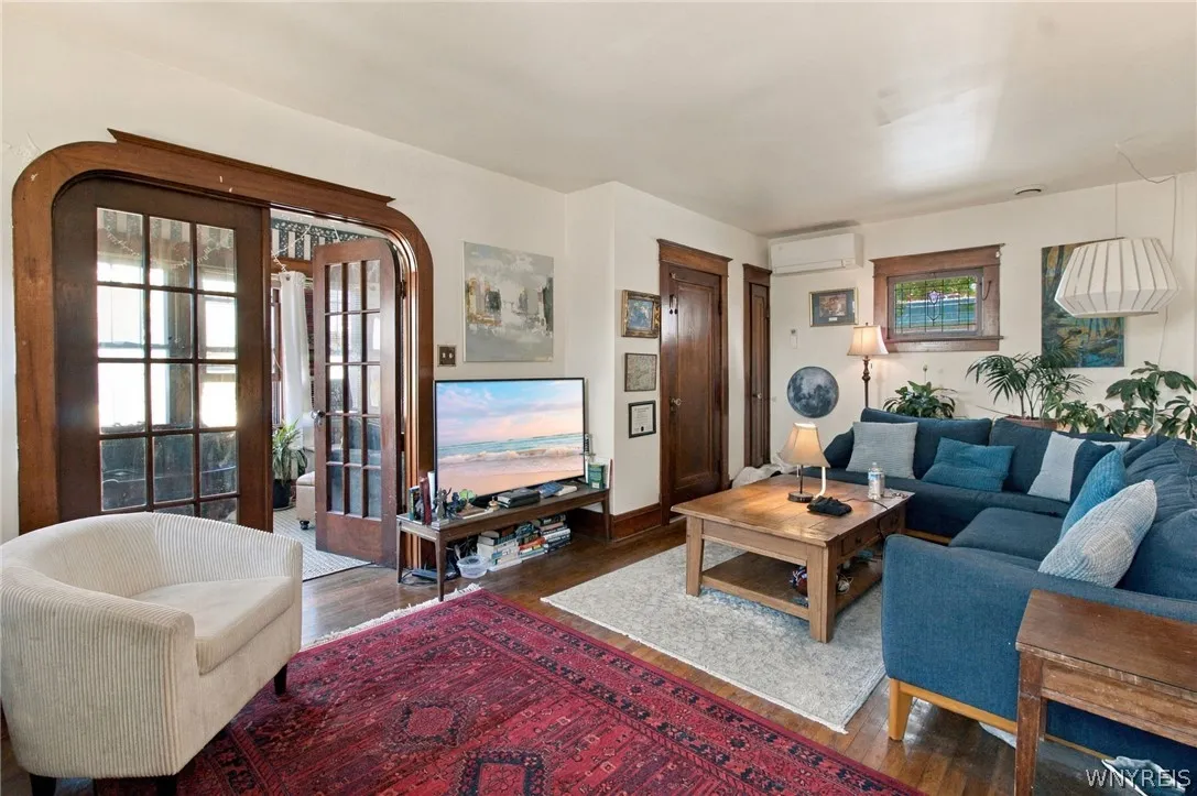 123 Esser Avenue, Buffalo, New York 14207, Buffalo, New York 14207, 2 Bedroom Bedrooms, 7 Room Rooms,1 BathroomBathrooms,Residential,For Sale,123 Esser Avenue, Buffalo, New York 14207,0,B1725193