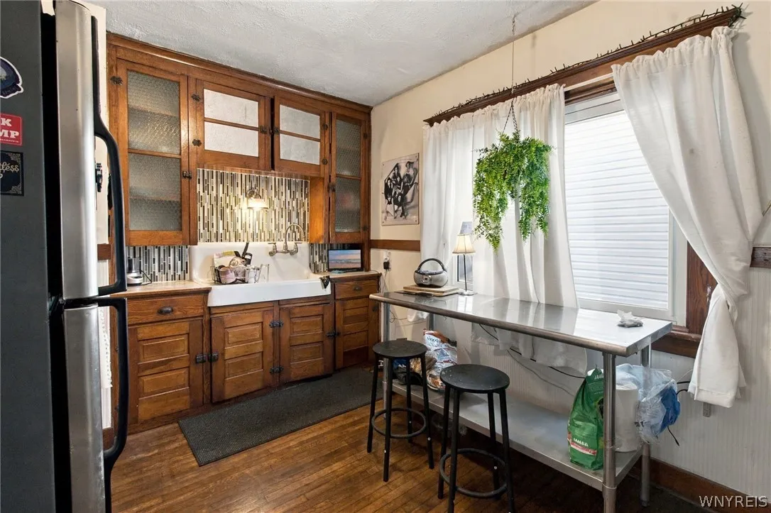 123 Esser Avenue, Buffalo, New York 14207, Buffalo, New York 14207, 2 Bedroom Bedrooms, 7 Room Rooms,1 BathroomBathrooms,Residential,For Sale,123 Esser Avenue, Buffalo, New York 14207,0,B1725193