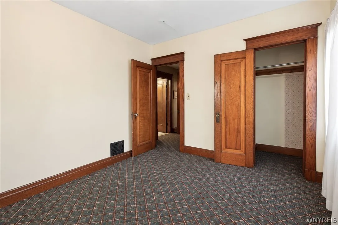 123 Esser Avenue, Buffalo, New York 14207, Buffalo, New York 14207, 2 Bedroom Bedrooms, 7 Room Rooms,1 BathroomBathrooms,Residential,For Sale,123 Esser Avenue, Buffalo, New York 14207,0,B1725193