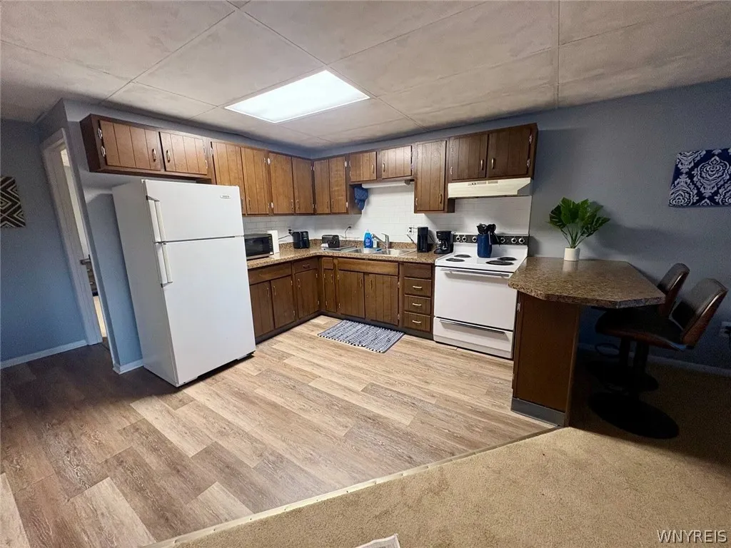 2695 Maple #5 Avenue 2695, Newfane, New York 14108, Newfane, New York 14108, 1 Bedroom Bedrooms, 5 Room Rooms,1 BathroomBathrooms,Residential Lease,For Rent,2695 Maple #5 Avenue 2695, Newfane, New York 14108,0,B1725192