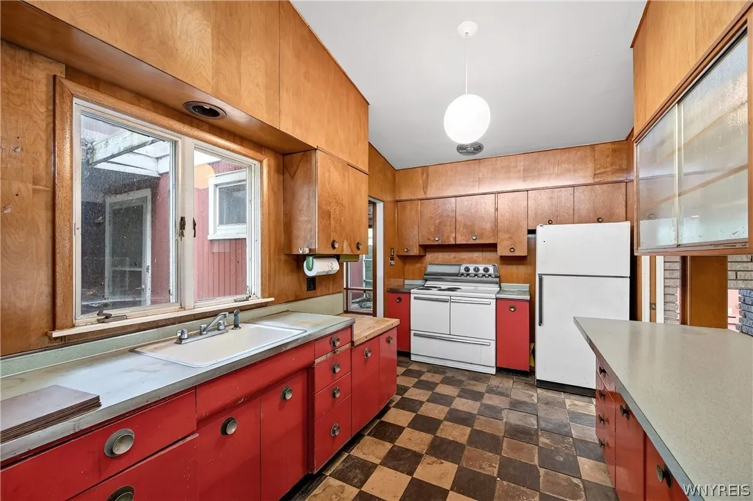57 Bernhardt Dr, Amherst, New York 14226, Amherst, New York 14226, 3 Bedroom Bedrooms, 7 Room Rooms,1 BathroomBathrooms,Residential,For Sale,57 Bernhardt Dr, Amherst, New York 14226,0,B1723943