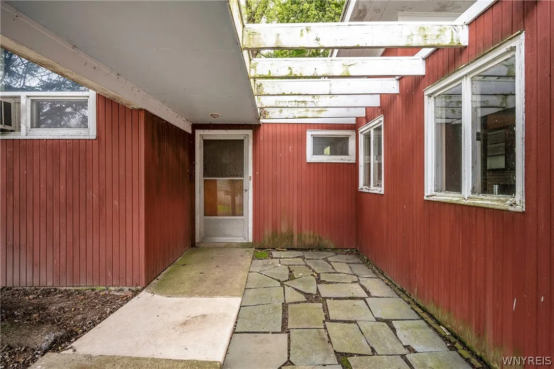 57 Bernhardt Dr, Amherst, New York 14226, Amherst, New York 14226, 3 Bedroom Bedrooms, 7 Room Rooms,1 BathroomBathrooms,Residential,For Sale,57 Bernhardt Dr, Amherst, New York 14226,0,B1723943