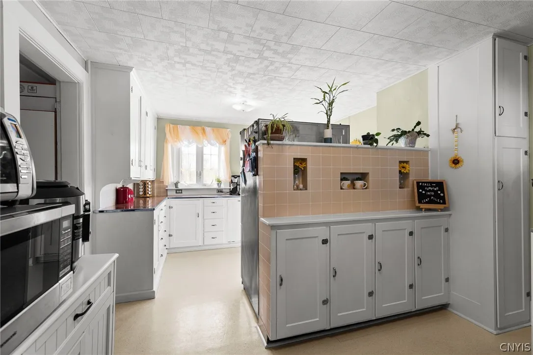 10 Aldrich Street, Philadelphia, New York 13673, Philadelphia, New York 13673, 4 Bedroom Bedrooms, 9 Room Rooms,1 BathroomBathrooms,Residential,For Sale,10 Aldrich Street, Philadelphia, New York 13673,0,S1719674