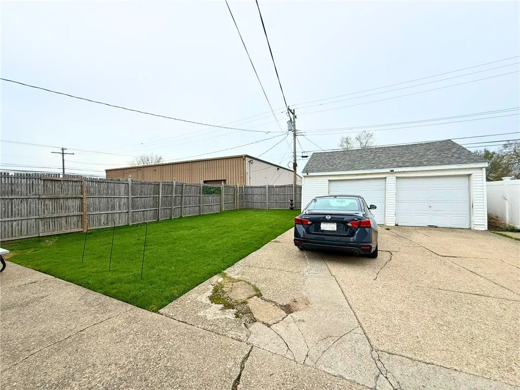 195 Fowler Avenue, Tonawanda, New York 14217, Tonawanda, New York 14217, 4 Bedroom Bedrooms, ,2 BathroomBathrooms,Residential,For Sale,195 Fowler Avenue, Tonawanda, New York 14217,0,R1725217