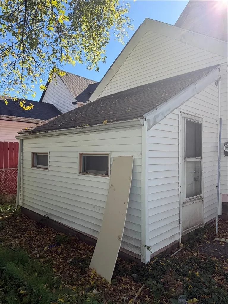 2 Lang Street, Rochester, New York 14621, Rochester, New York 14621, 3 Bedroom Bedrooms, 6 Room Rooms,1 BathroomBathrooms,Residential,For Sale,2 Lang Street, Rochester, New York 14621,0,R1724903