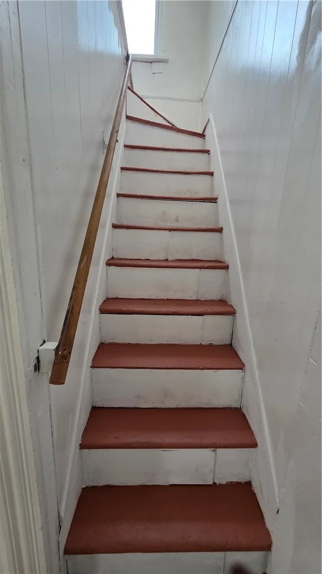 2 Lang Street, Rochester, New York 14621, Rochester, New York 14621, 3 Bedroom Bedrooms, 6 Room Rooms,1 BathroomBathrooms,Residential,For Sale,2 Lang Street, Rochester, New York 14621,0,R1724903