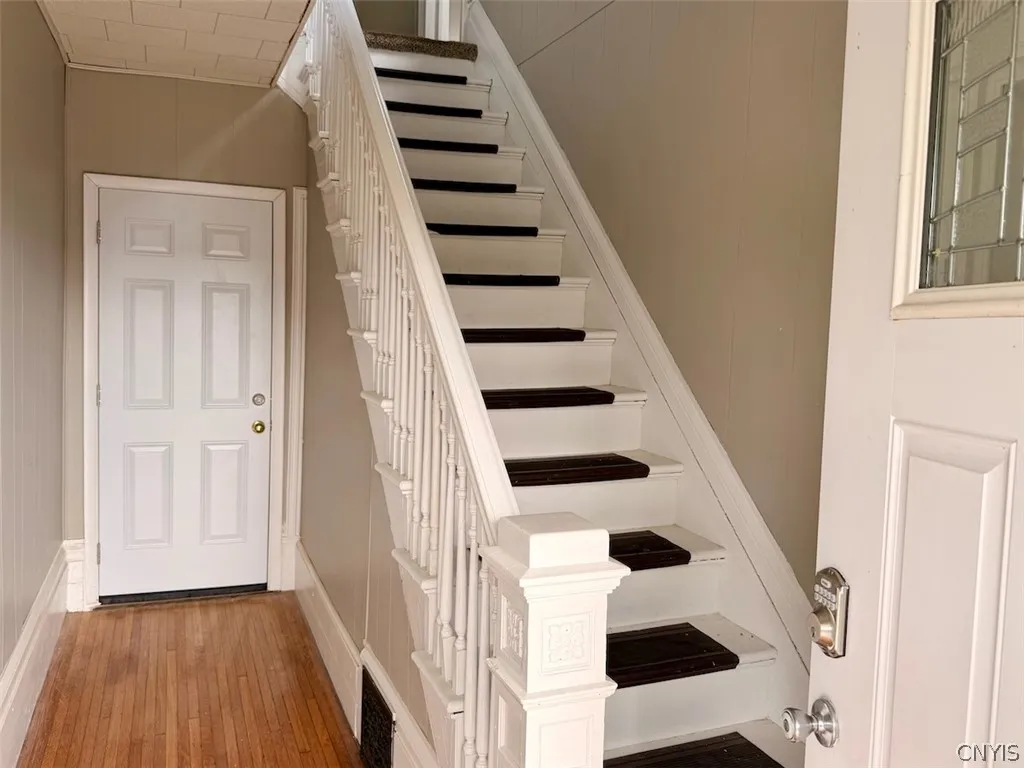 179 West 3rd Street, Oswego, New York 13126, Oswego, New York 13126, 7 Bedroom Bedrooms, ,2 BathroomBathrooms,Residential,For Sale,179 West 3rd Street, Oswego, New York 13126,0,S1725223