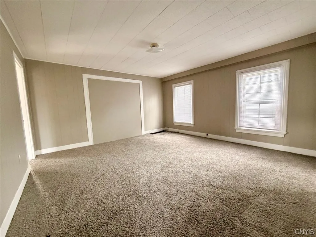 179 West 3rd Street, Oswego, New York 13126, Oswego, New York 13126, 7 Bedroom Bedrooms, ,2 BathroomBathrooms,Residential,For Sale,179 West 3rd Street, Oswego, New York 13126,0,S1725223