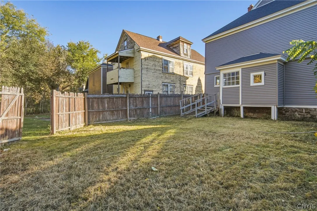 116 Herriman Street, Syracuse, New York 13204, Syracuse, New York 13204, 4 Bedroom Bedrooms, 7 Room Rooms,1 BathroomBathrooms,Residential,For Sale,116 Herriman Street, Syracuse, New York 13204,0,S1724949