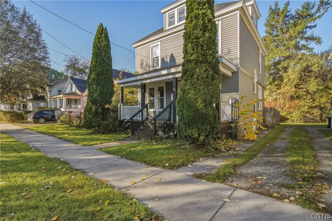 116 Herriman Street, Syracuse, New York 13204, Syracuse, New York 13204, 4 Bedroom Bedrooms, 7 Room Rooms,1 BathroomBathrooms,Residential,For Sale,116 Herriman Street, Syracuse, New York 13204,0,S1724949