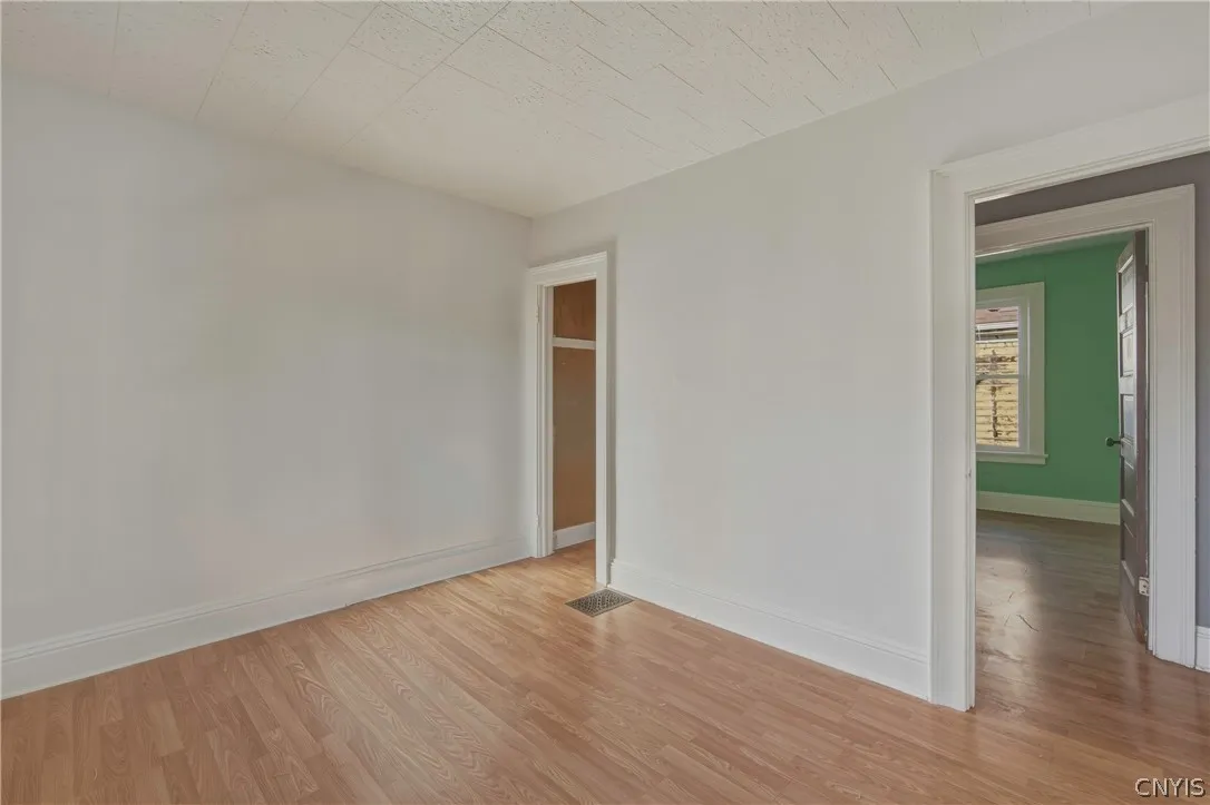 116 Herriman Street, Syracuse, New York 13204, Syracuse, New York 13204, 4 Bedroom Bedrooms, 7 Room Rooms,1 BathroomBathrooms,Residential,For Sale,116 Herriman Street, Syracuse, New York 13204,0,S1724949