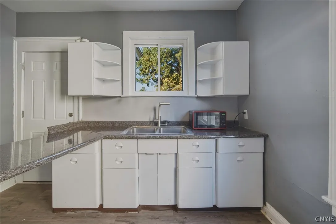 116 Herriman Street, Syracuse, New York 13204, Syracuse, New York 13204, 4 Bedroom Bedrooms, 7 Room Rooms,1 BathroomBathrooms,Residential,For Sale,116 Herriman Street, Syracuse, New York 13204,0,S1724949