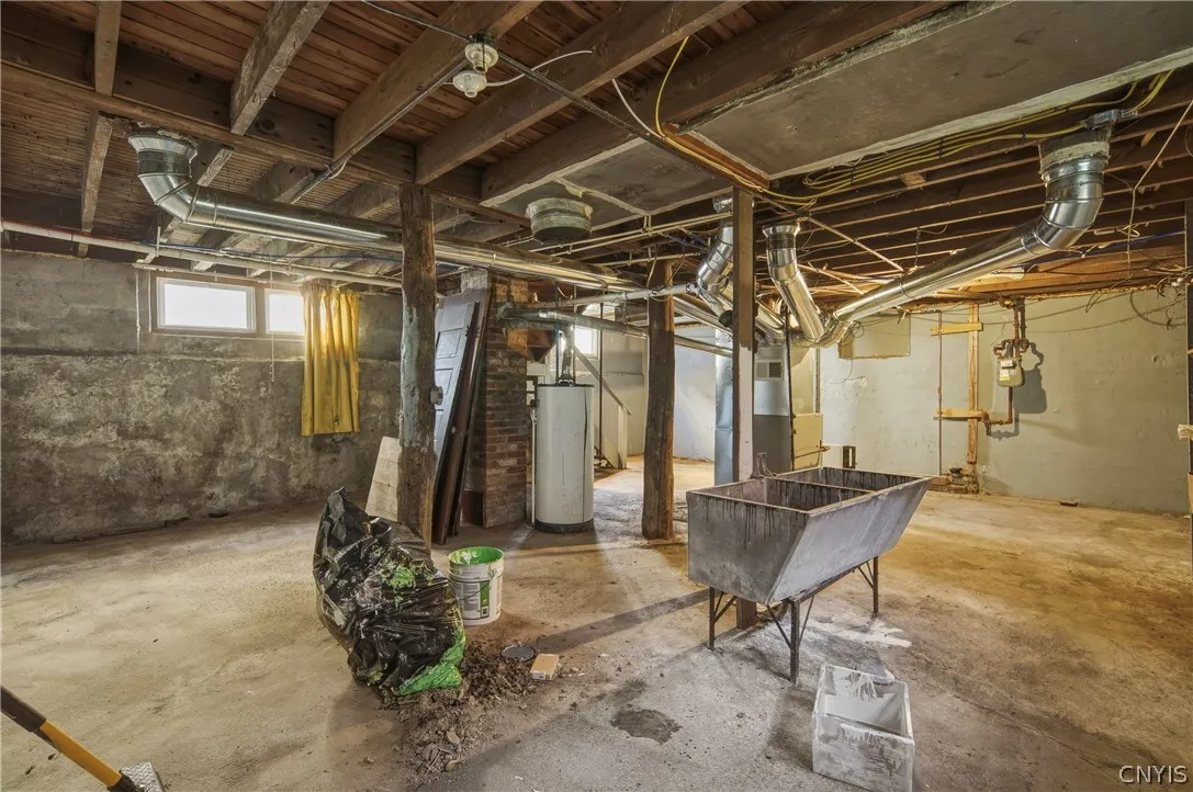 116 Herriman Street, Syracuse, New York 13204, Syracuse, New York 13204, 4 Bedroom Bedrooms, 7 Room Rooms,1 BathroomBathrooms,Residential,For Sale,116 Herriman Street, Syracuse, New York 13204,0,S1724949