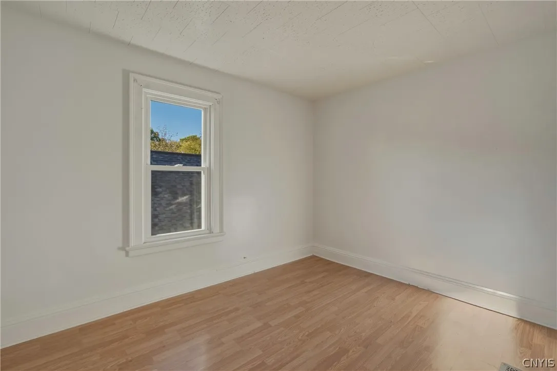 116 Herriman Street, Syracuse, New York 13204, Syracuse, New York 13204, 4 Bedroom Bedrooms, 7 Room Rooms,1 BathroomBathrooms,Residential,For Sale,116 Herriman Street, Syracuse, New York 13204,0,S1724949