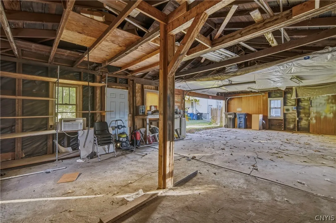 116 Herriman Street, Syracuse, New York 13204, Syracuse, New York 13204, 4 Bedroom Bedrooms, 7 Room Rooms,1 BathroomBathrooms,Residential,For Sale,116 Herriman Street, Syracuse, New York 13204,0,S1724949