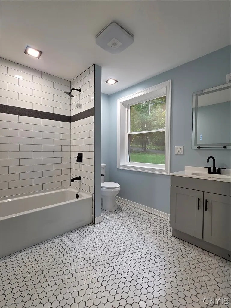 28 Chestnut Street, Kirkland, New York 13323, Kirkland, New York 13323, 4 Bedroom Bedrooms, 7 Room Rooms,2 BathroomBathrooms,Residential,For Sale,28 Chestnut Street, Kirkland, New York 13323,0,S1725238
