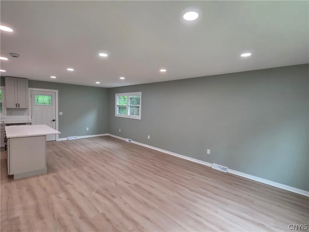 28 Chestnut Street, Kirkland, New York 13323, Kirkland, New York 13323, 4 Bedroom Bedrooms, 7 Room Rooms,2 BathroomBathrooms,Residential,For Sale,28 Chestnut Street, Kirkland, New York 13323,0,S1725238