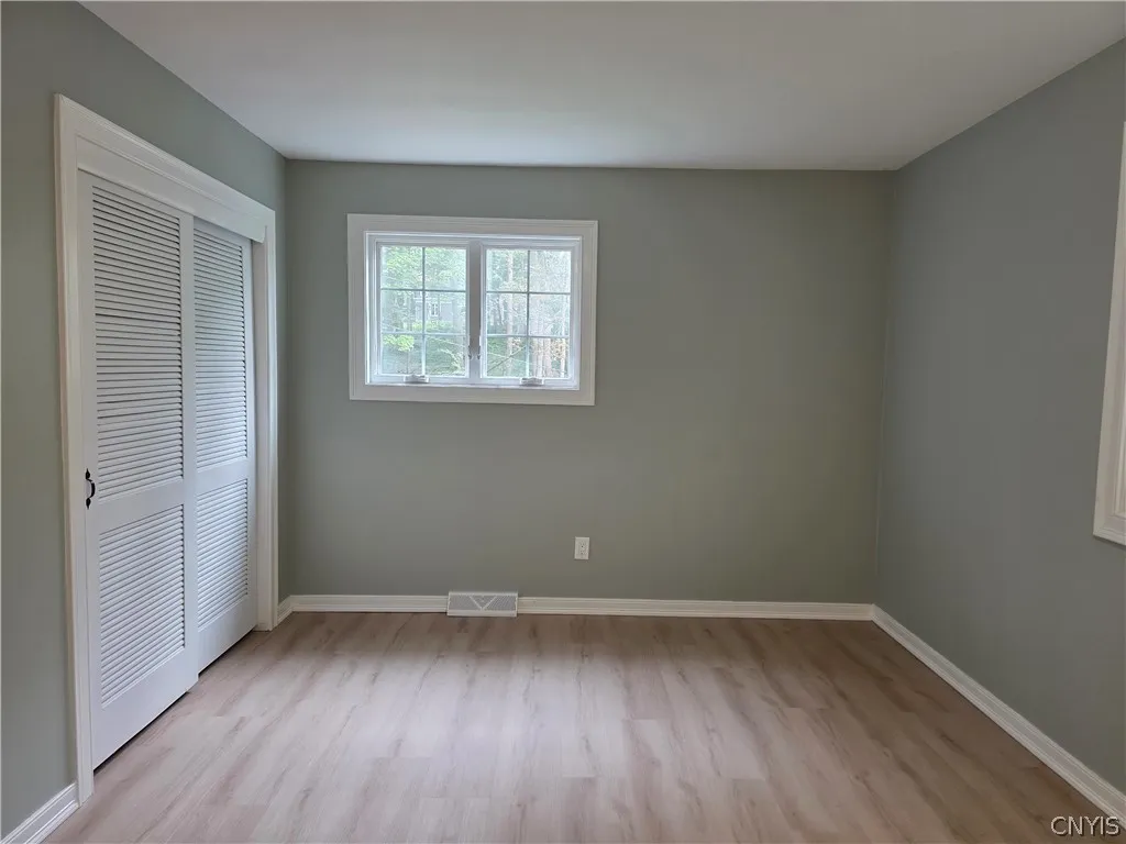 28 Chestnut Street, Kirkland, New York 13323, Kirkland, New York 13323, 4 Bedroom Bedrooms, 7 Room Rooms,2 BathroomBathrooms,Residential,For Sale,28 Chestnut Street, Kirkland, New York 13323,0,S1725238