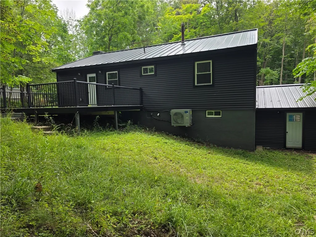 28 Chestnut Street, Kirkland, New York 13323, Kirkland, New York 13323, 4 Bedroom Bedrooms, 7 Room Rooms,2 BathroomBathrooms,Residential,For Sale,28 Chestnut Street, Kirkland, New York 13323,0,S1725238