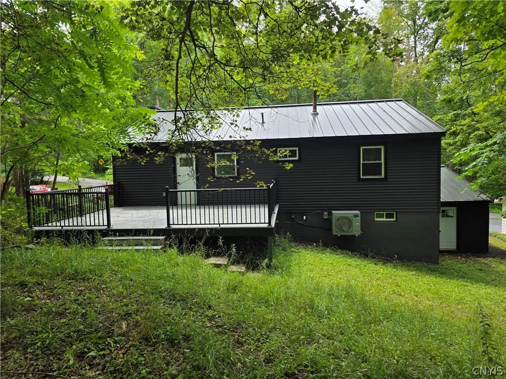 28 Chestnut Street, Kirkland, New York 13323, Kirkland, New York 13323, 4 Bedroom Bedrooms, 7 Room Rooms,2 BathroomBathrooms,Residential,For Sale,28 Chestnut Street, Kirkland, New York 13323,0,S1725238