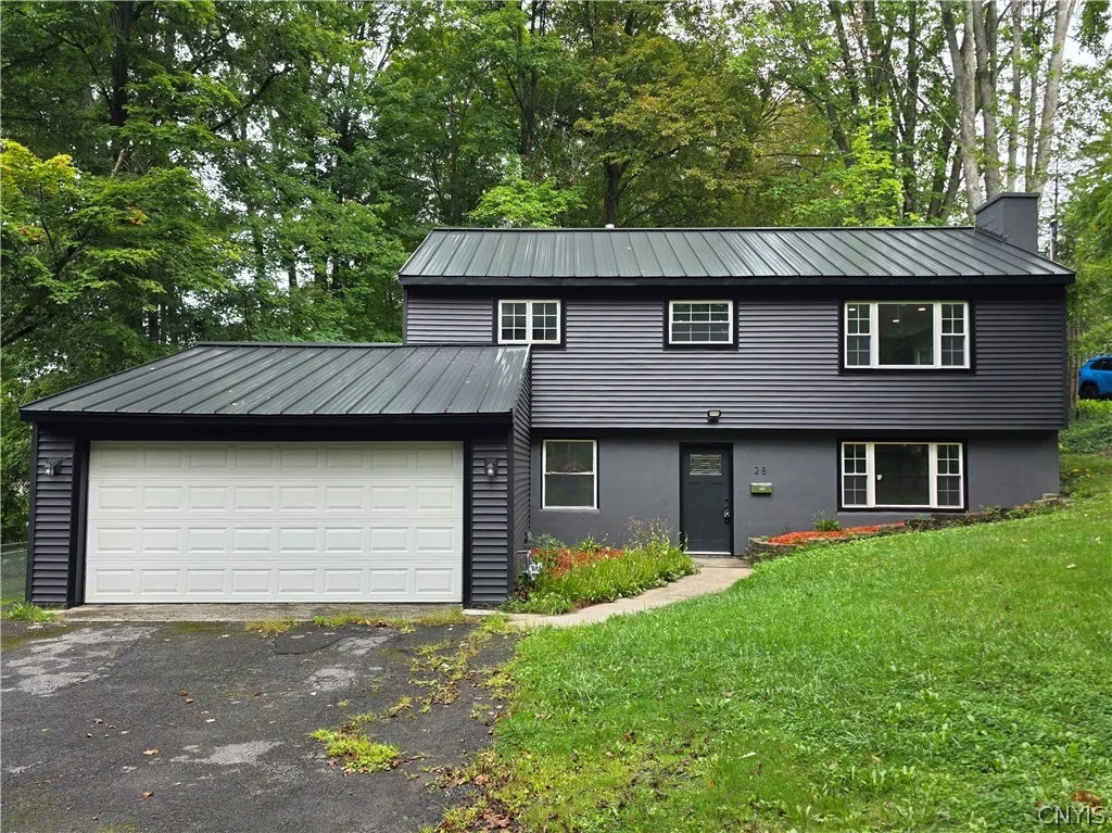 28 Chestnut Street, Kirkland, New York 13323, Kirkland, New York 13323, 4 Bedroom Bedrooms, 7 Room Rooms,2 BathroomBathrooms,Residential,For Sale,28 Chestnut Street, Kirkland, New York 13323,0,S1725238