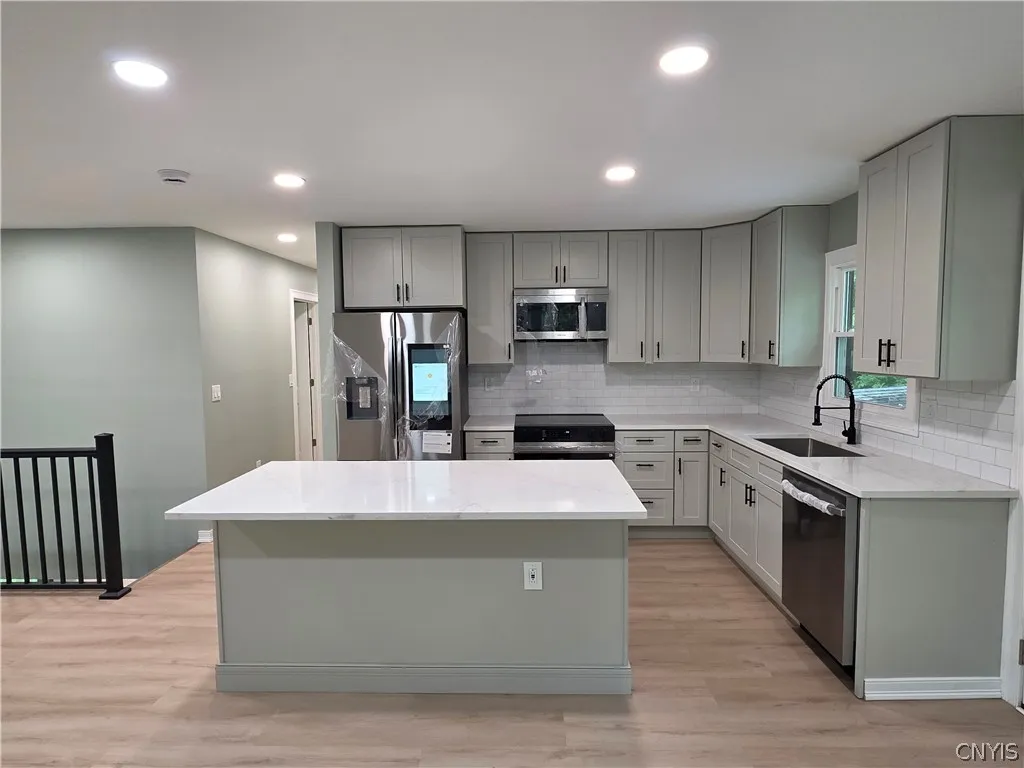 28 Chestnut Street, Kirkland, New York 13323, Kirkland, New York 13323, 4 Bedroom Bedrooms, 7 Room Rooms,2 BathroomBathrooms,Residential,For Sale,28 Chestnut Street, Kirkland, New York 13323,0,S1725238