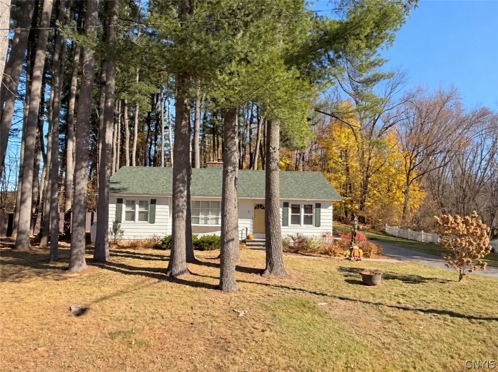9890 Rt-126, Croghan, New York 13327, Croghan, New York 13327, 3 Bedroom Bedrooms, 7 Room Rooms,1 BathroomBathrooms,Residential,For Sale,9890 Rt-126, Croghan, New York 13327,0,S1724984