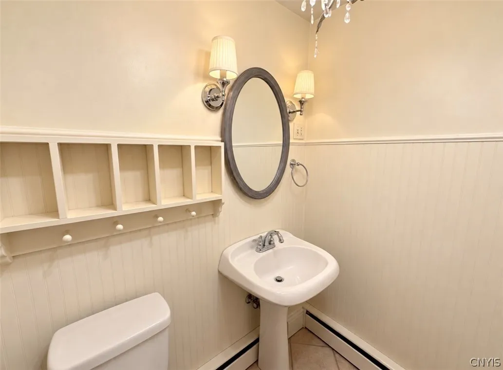 1/2 bath