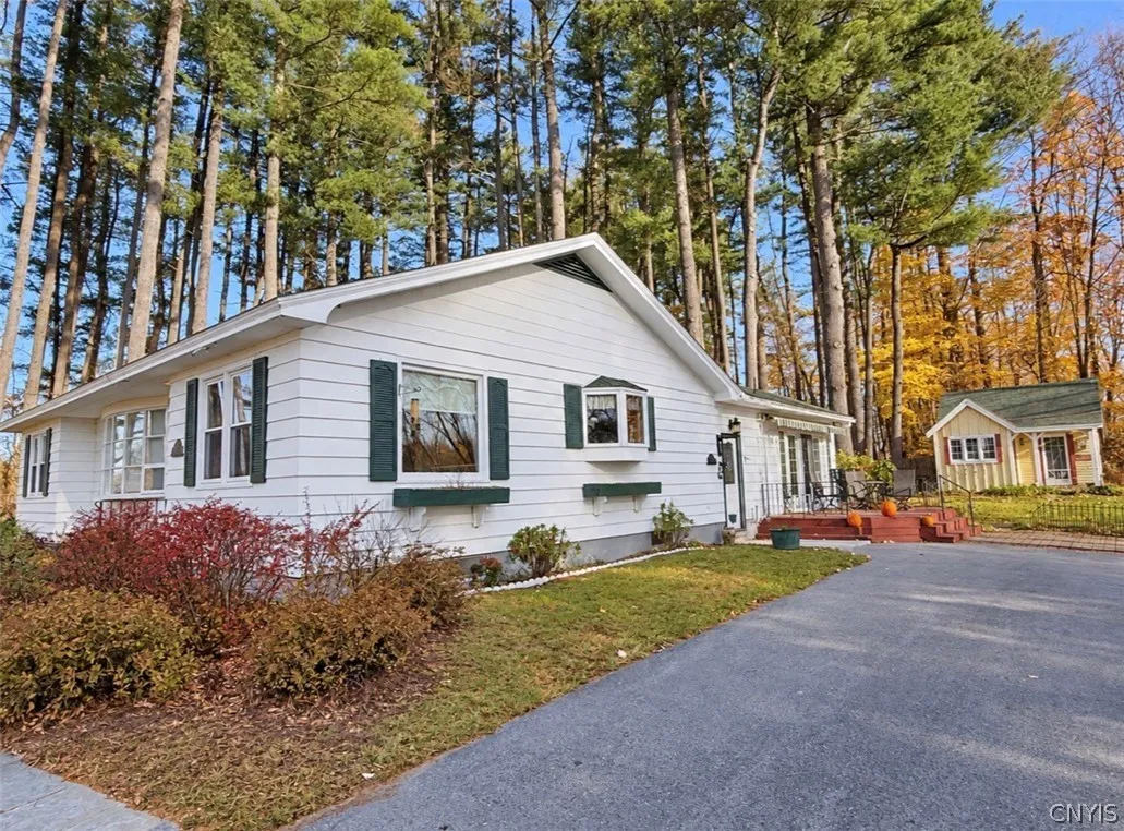 9890 Rt-126, Croghan, New York 13327, Croghan, New York 13327, 3 Bedroom Bedrooms, 7 Room Rooms,1 BathroomBathrooms,Residential,For Sale,9890 Rt-126, Croghan, New York 13327,0,S1724984