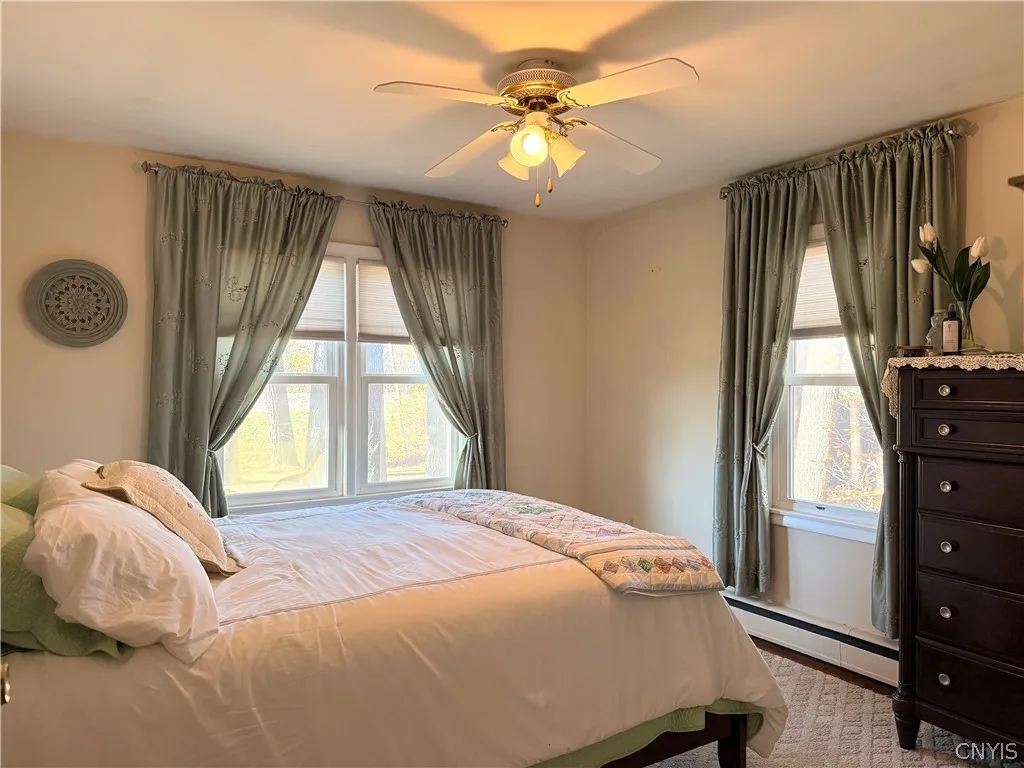 bedroom #1