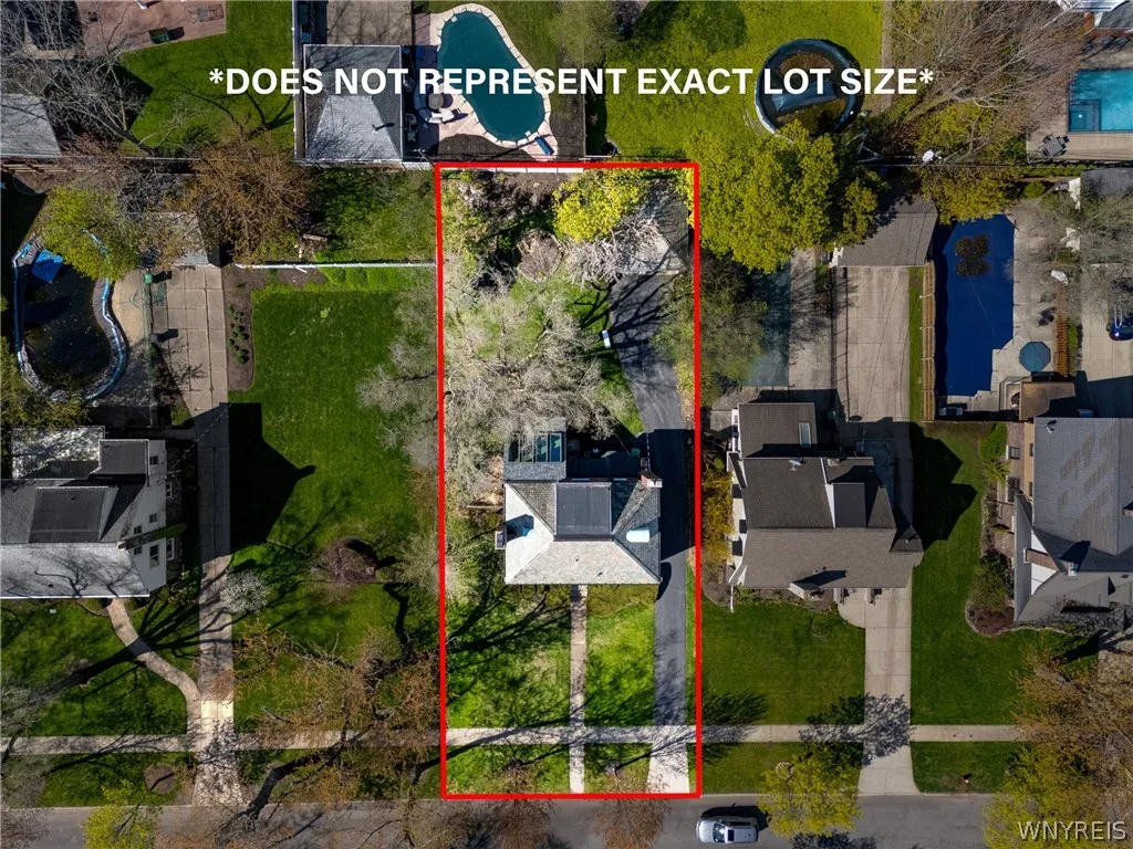 178 Deerhurst Park Boulevard, Tonawanda, New York, Tonawanda, New York 14217, 4 Bedroom Bedrooms, 10 Room Rooms,2 BathroomBathrooms,Residential,For Sale,178 Deerhurst Park Boulevard, Tonawanda, New York ,0,B1724046