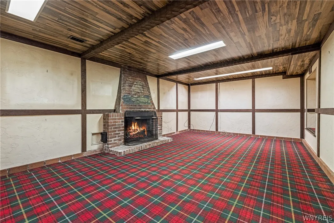 178 Deerhurst Park Boulevard, Tonawanda, New York, Tonawanda, New York 14217, 4 Bedroom Bedrooms, 10 Room Rooms,2 BathroomBathrooms,Residential,For Sale,178 Deerhurst Park Boulevard, Tonawanda, New York ,0,B1724046
