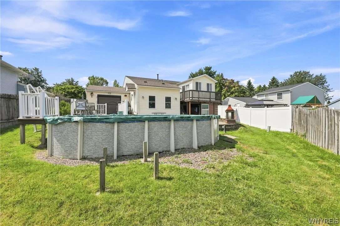 4209 Polly Lane, Hamburg, New York 14075, Hamburg, New York 14075, 3 Bedroom Bedrooms, 7 Room Rooms,1 BathroomBathrooms,Residential,For Sale,4209 Polly Lane, Hamburg, New York 14075,0,B1725248