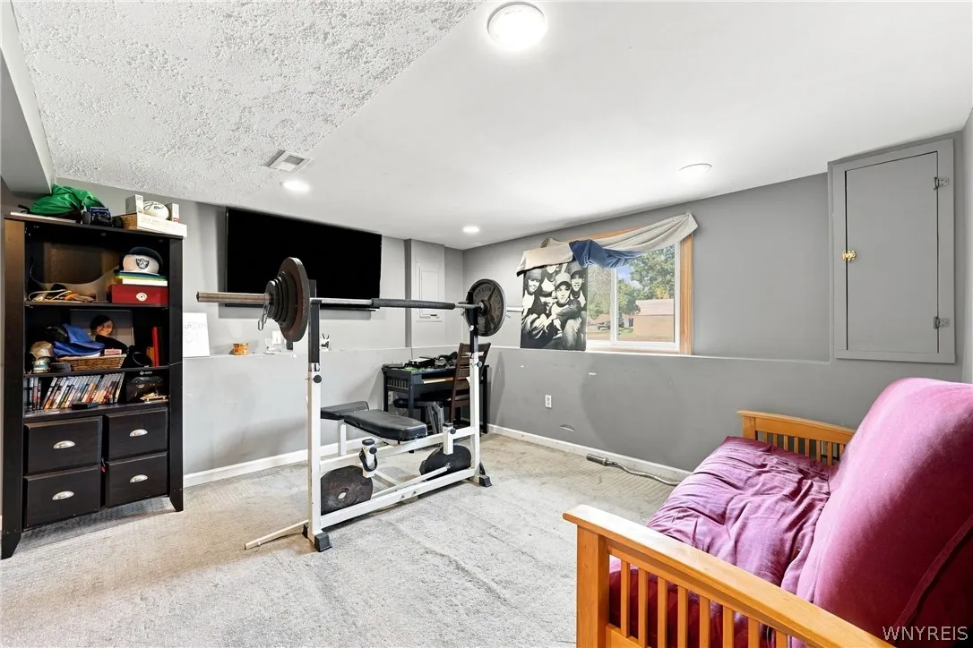 4209 Polly Lane, Hamburg, New York 14075, Hamburg, New York 14075, 3 Bedroom Bedrooms, 7 Room Rooms,1 BathroomBathrooms,Residential,For Sale,4209 Polly Lane, Hamburg, New York 14075,0,B1725248