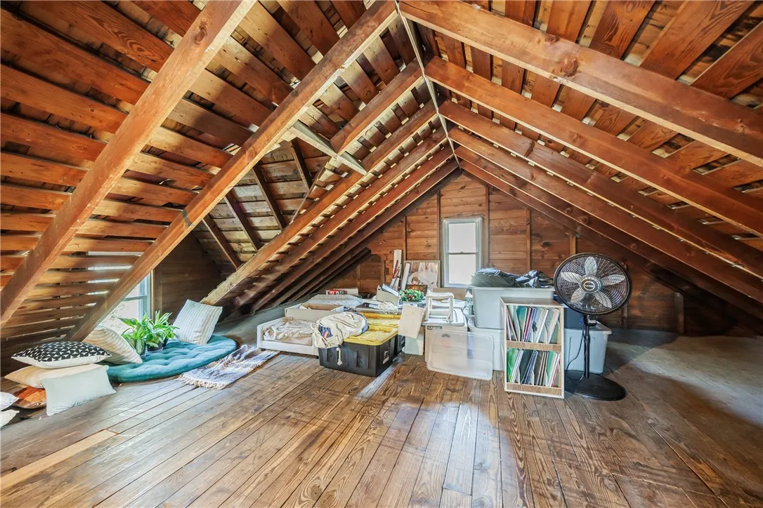 3284 Culver Road, Irondequoit, New York 14622, Irondequoit, New York 14622, 3 Bedroom Bedrooms, 8 Room Rooms,1 BathroomBathrooms,Residential,For Sale,3284 Culver Road, Irondequoit, New York 14622,0,R1722669