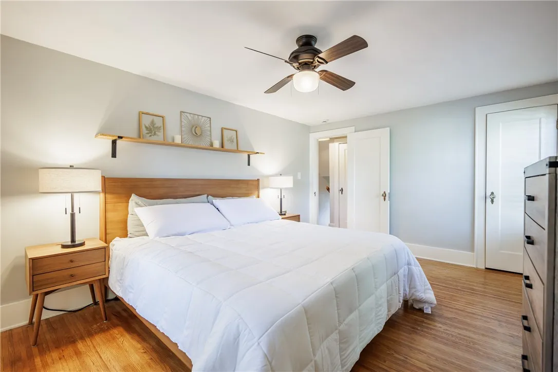 3284 Culver Road, Irondequoit, New York 14622, Irondequoit, New York 14622, 3 Bedroom Bedrooms, 8 Room Rooms,1 BathroomBathrooms,Residential,For Sale,3284 Culver Road, Irondequoit, New York 14622,0,R1722669