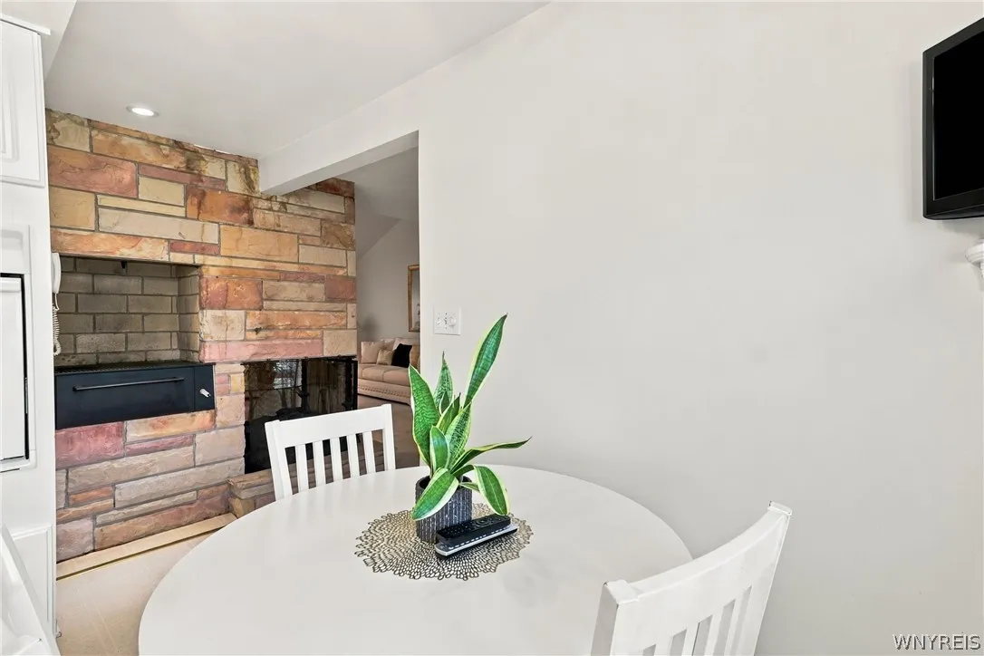 382 Allenhurst Road, Amherst, New York 14226, Amherst, New York 14226, 3 Bedroom Bedrooms, 7 Room Rooms,1 BathroomBathrooms,Residential,For Sale,382 Allenhurst Road, Amherst, New York 14226,0,B1725042