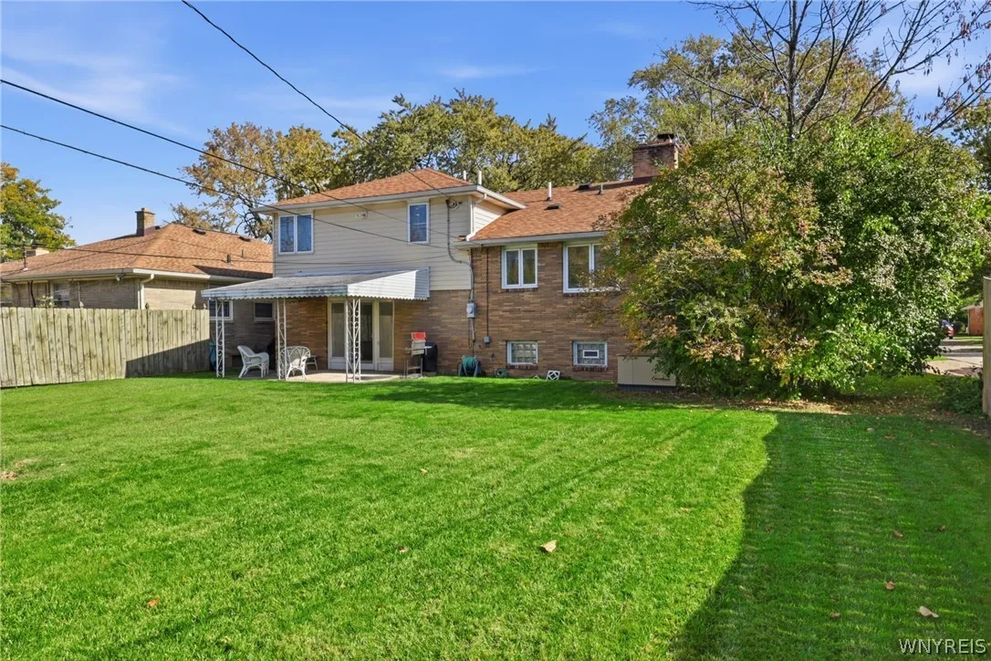 382 Allenhurst Road, Amherst, New York 14226, Amherst, New York 14226, 3 Bedroom Bedrooms, 7 Room Rooms,1 BathroomBathrooms,Residential,For Sale,382 Allenhurst Road, Amherst, New York 14226,0,B1725042