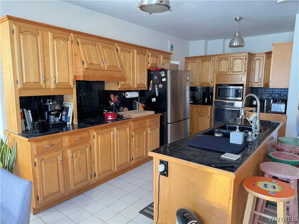 218 Bedford Avenue, Buffalo, New York 14216, Buffalo, New York 14216, 3 Bedroom Bedrooms, 8 Room Rooms,2 BathroomBathrooms,Residential,For Sale,218 Bedford Avenue, Buffalo, New York 14216,0,B1725179
