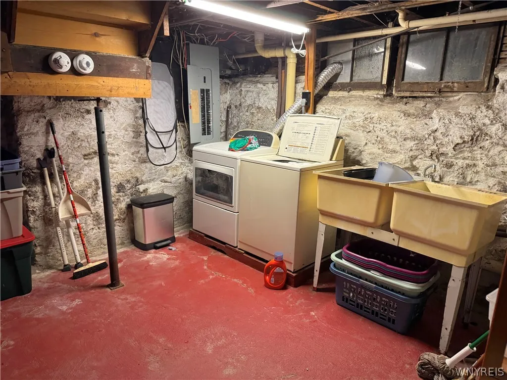 Basement Laundry Room