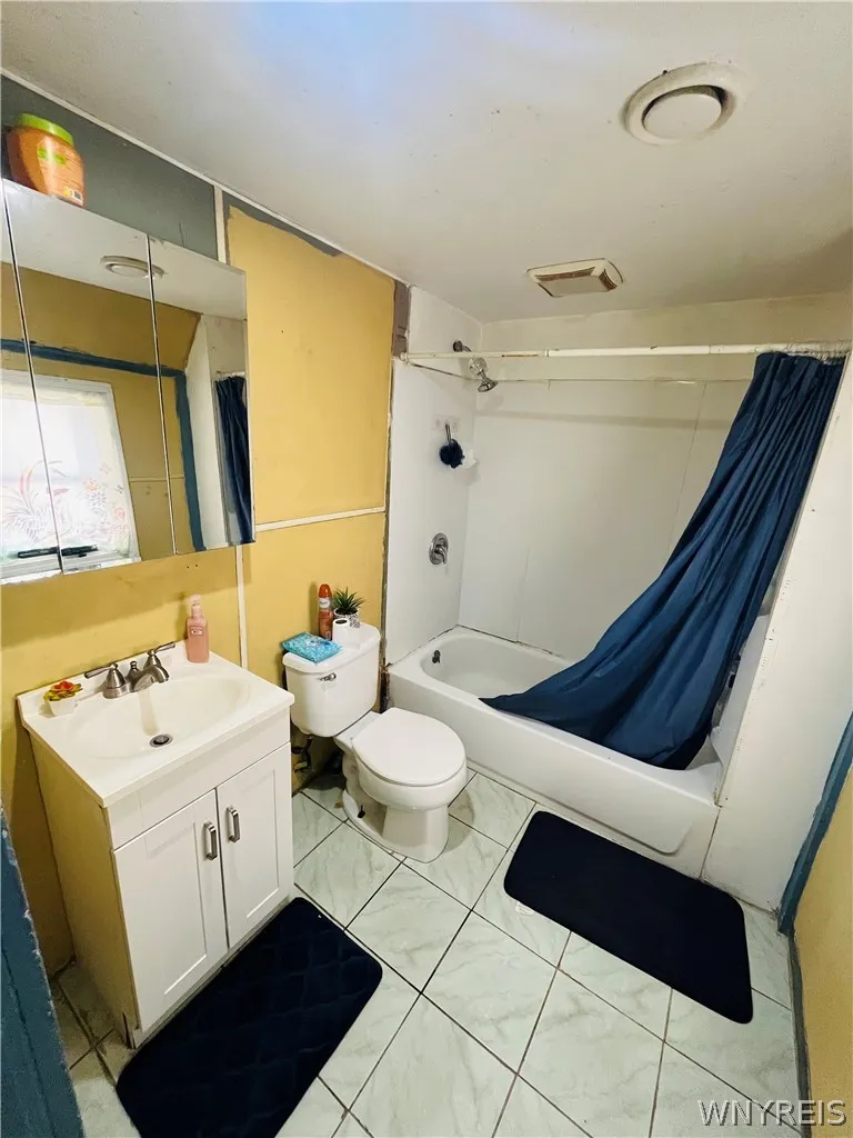 52 Dart Street, Buffalo, New York 14213, Buffalo, New York 14213, 3 Bedroom Bedrooms, 8 Room Rooms,1 BathroomBathrooms,Residential,For Sale,52 Dart Street, Buffalo, New York 14213,0,B1725089