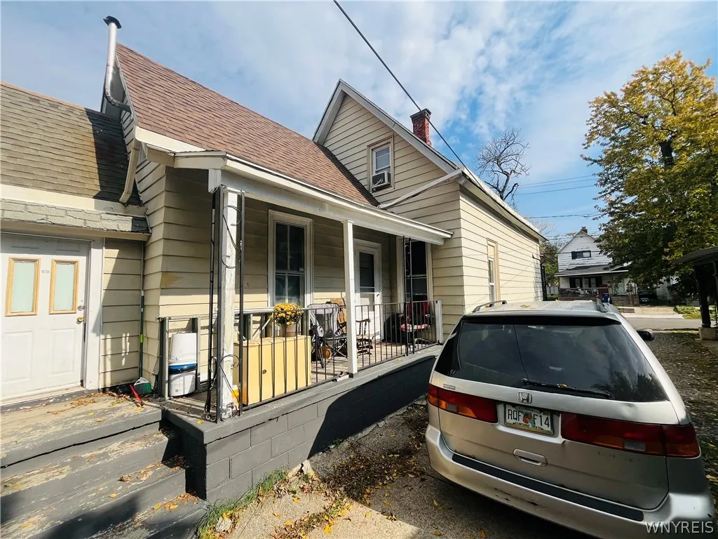 52 Dart Street, Buffalo, New York 14213, Buffalo, New York 14213, 3 Bedroom Bedrooms, 8 Room Rooms,1 BathroomBathrooms,Residential,For Sale,52 Dart Street, Buffalo, New York 14213,0,B1725089